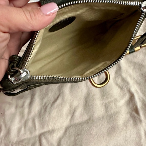 ⁦Chloé clutch bag, RARE Paddington model. Deep green leather clutch. - Picture 8 of 11